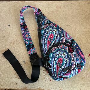 NWOT Vera Bradley Essential Compact Quilted Sling Bag Backpack